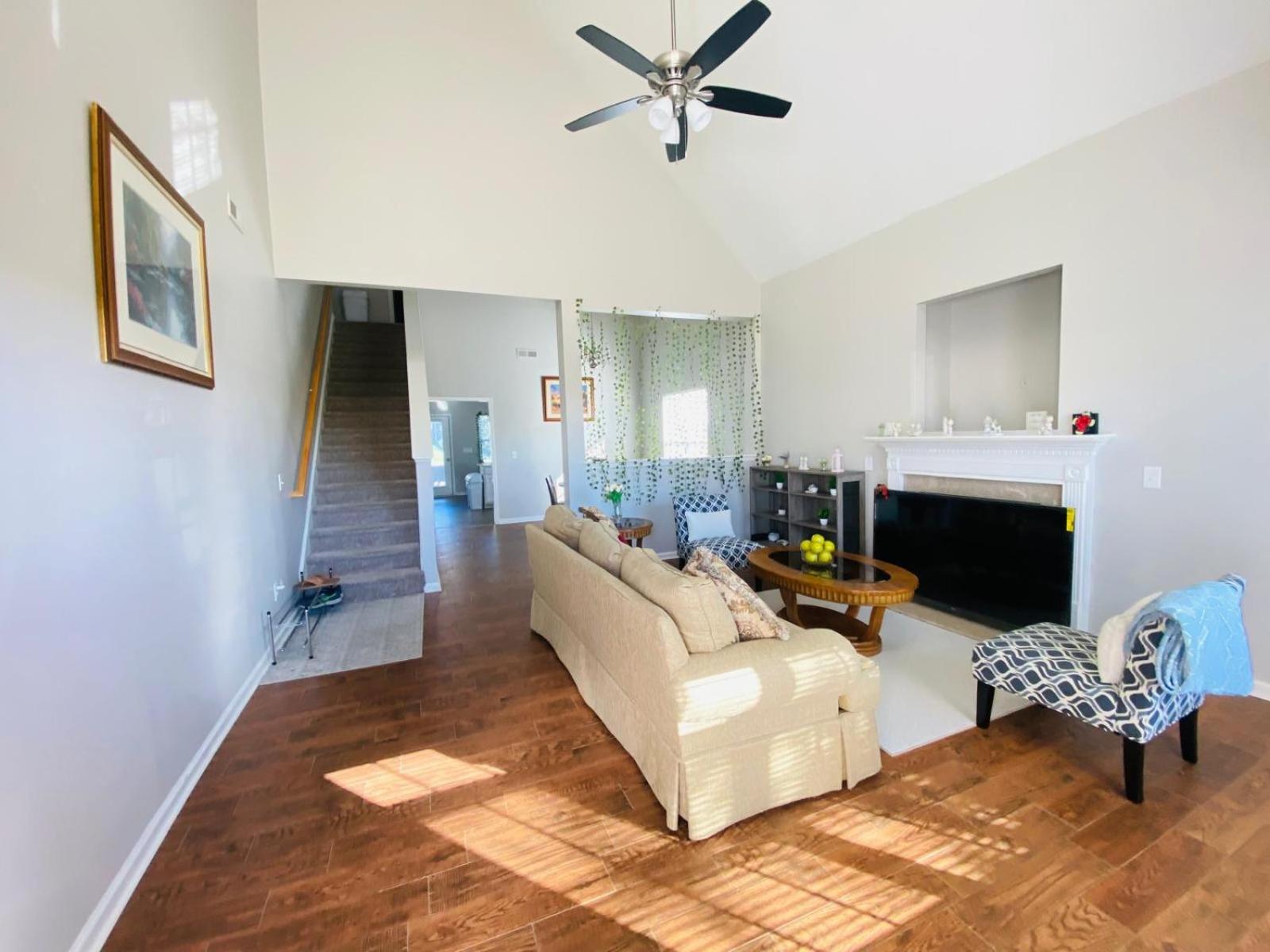 Private Room & Bathroom Close To Downtown Raleigh Eksteriør bilde